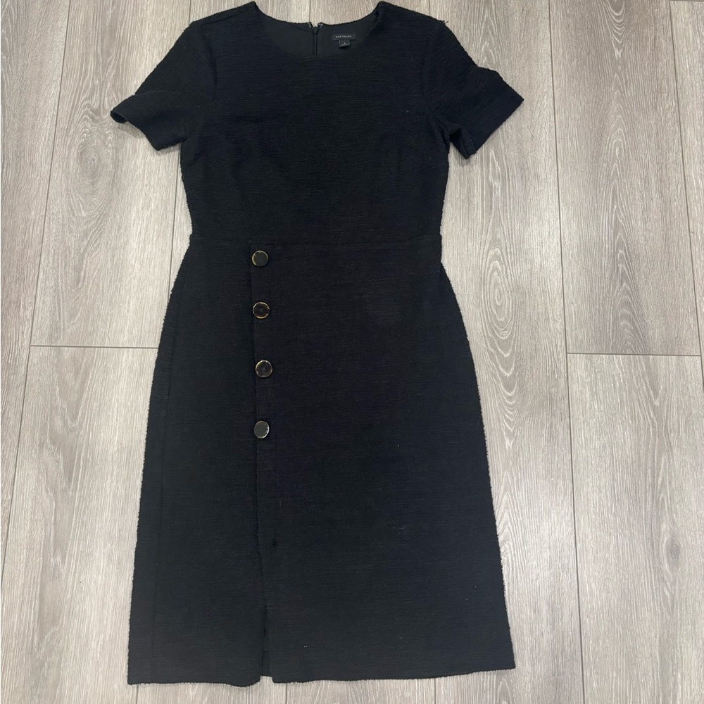 Ann Taylor Black short sleeve business dress